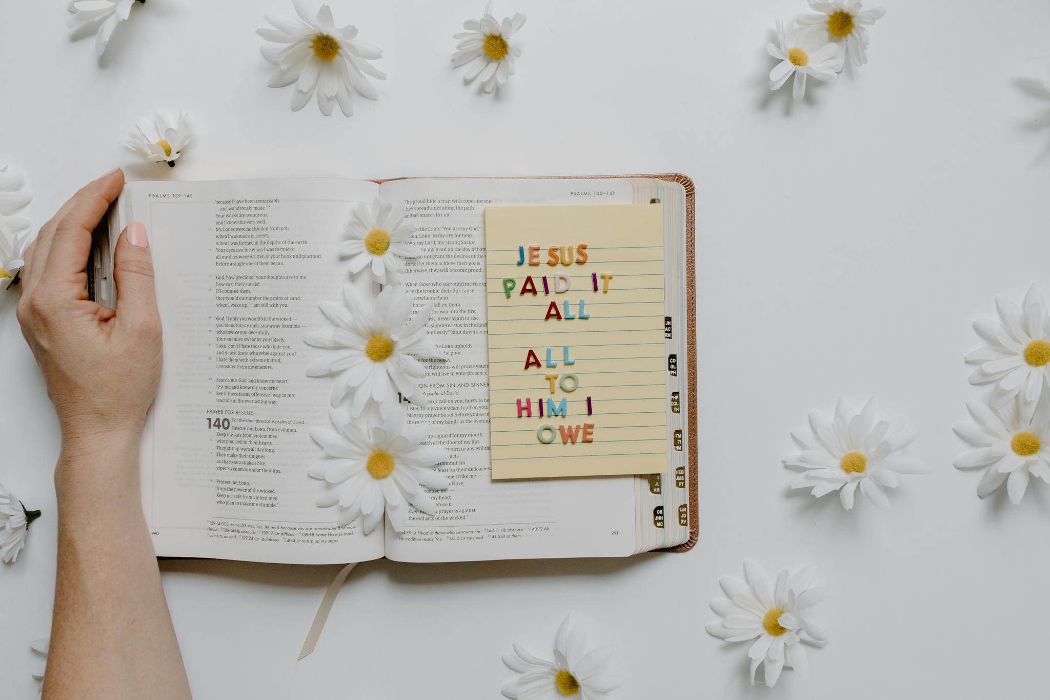 Never Run Out of Ideas: Top Tips for Generating Fresh Blog Topics